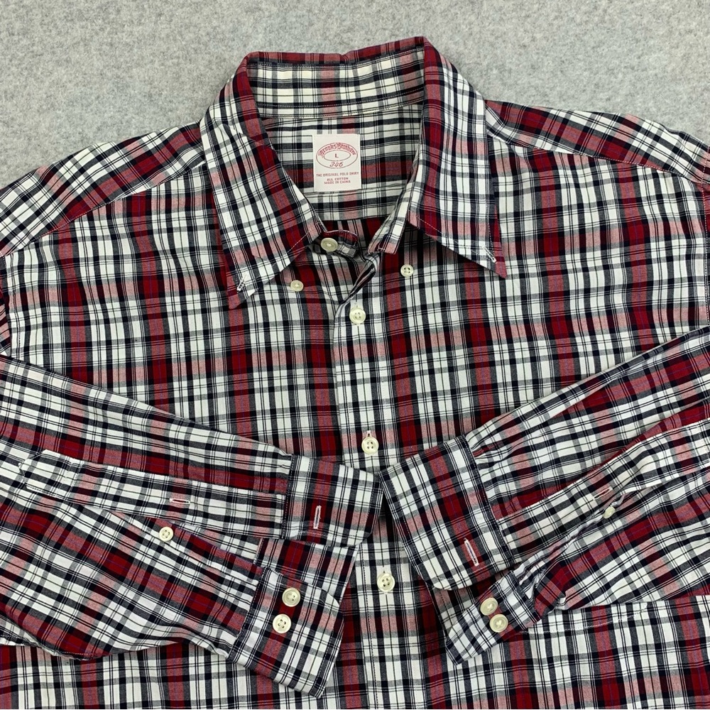 Brooks Brothers 346 Shirt Mens Large Red Gray Plaid Button Down Long Sleeve